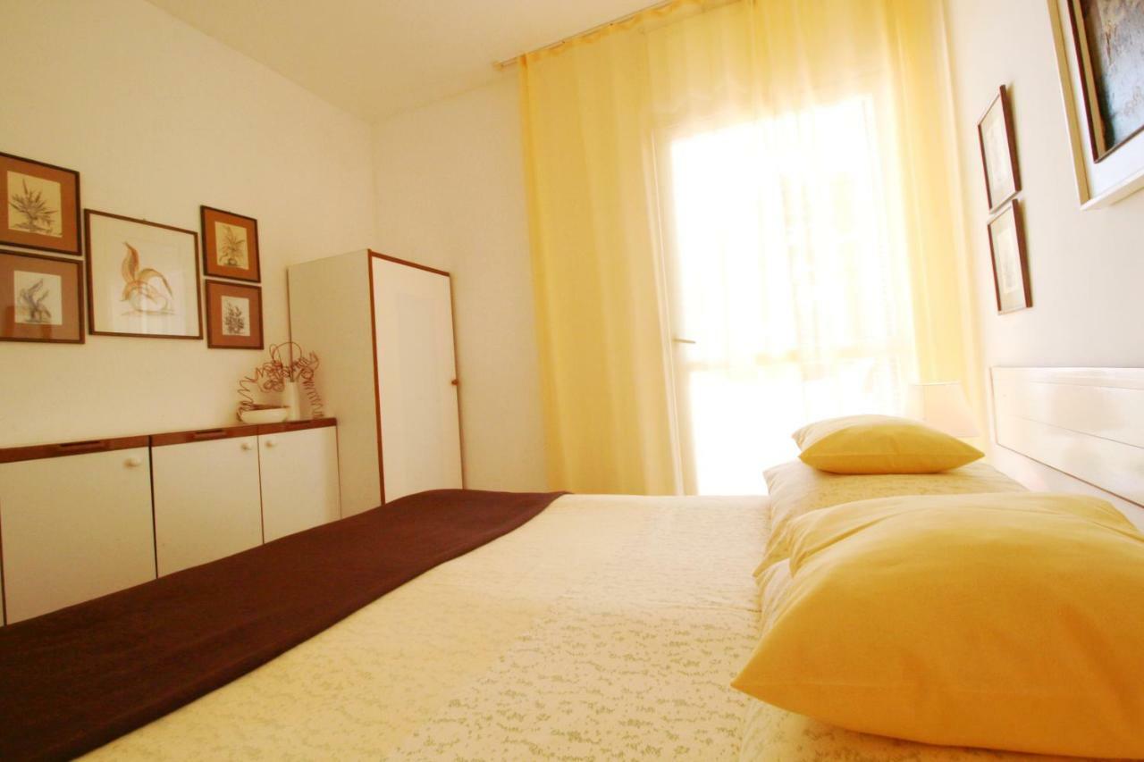 Apartment Dada เพทรอซาเน ภายนอก รูปภาพ